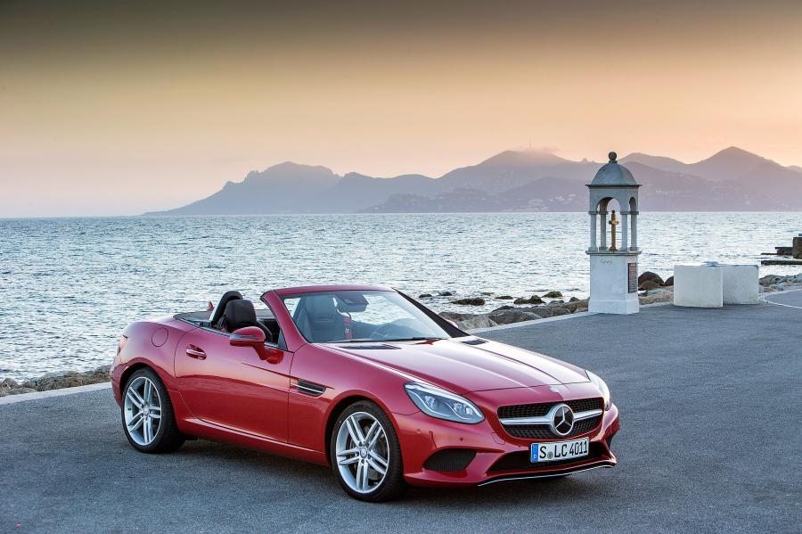  Mercedes-Benz SLC250 d 2016 года  (фото 14 из 27)